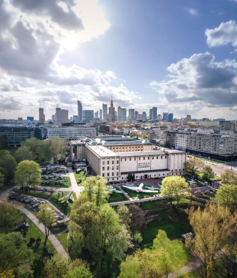 Butas Smyr Warsaw