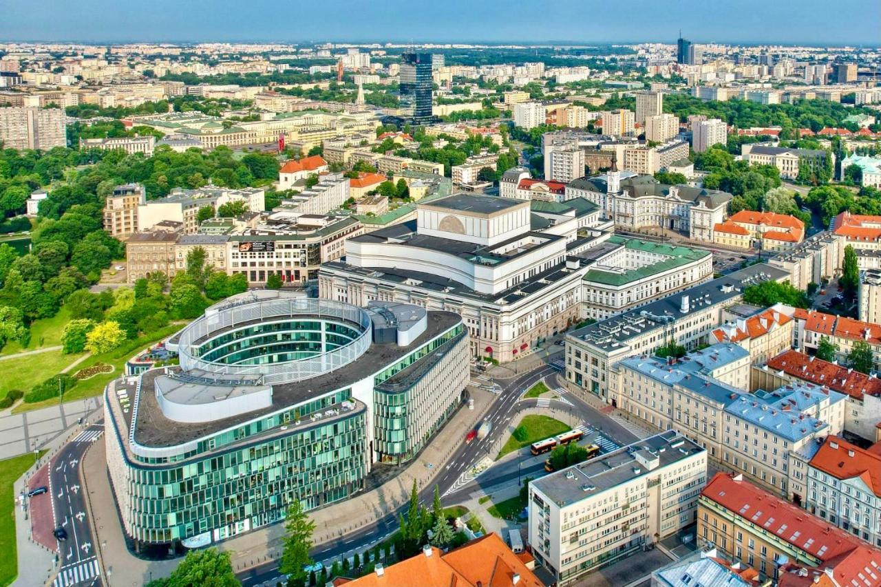 Butas Smyr Warsaw