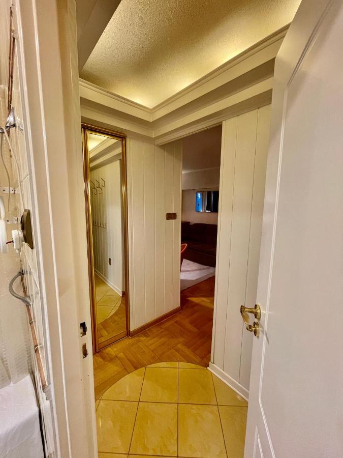 Apartment Smyr *